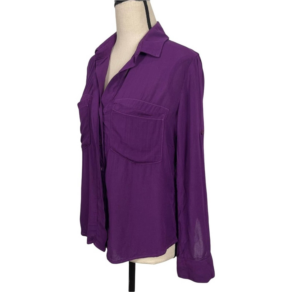 Bella Dahl Split Back Button Front Roll Tab Sleev… - image 5